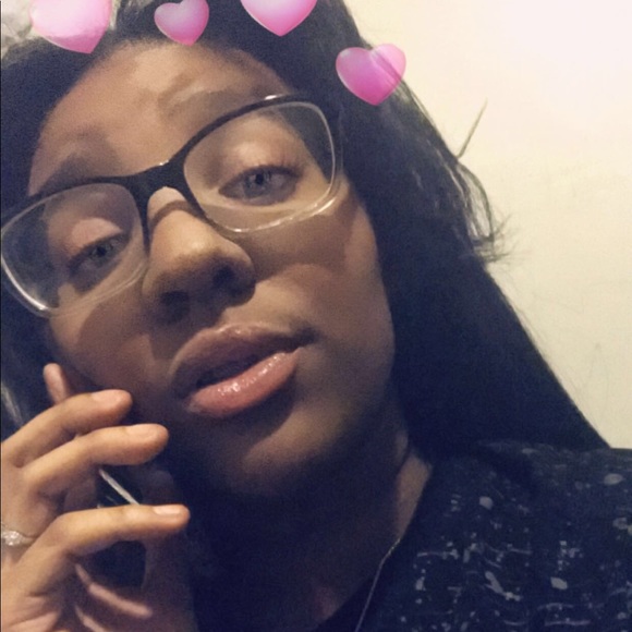 Meet your Posher, I’shanti - Picture 1 of 1